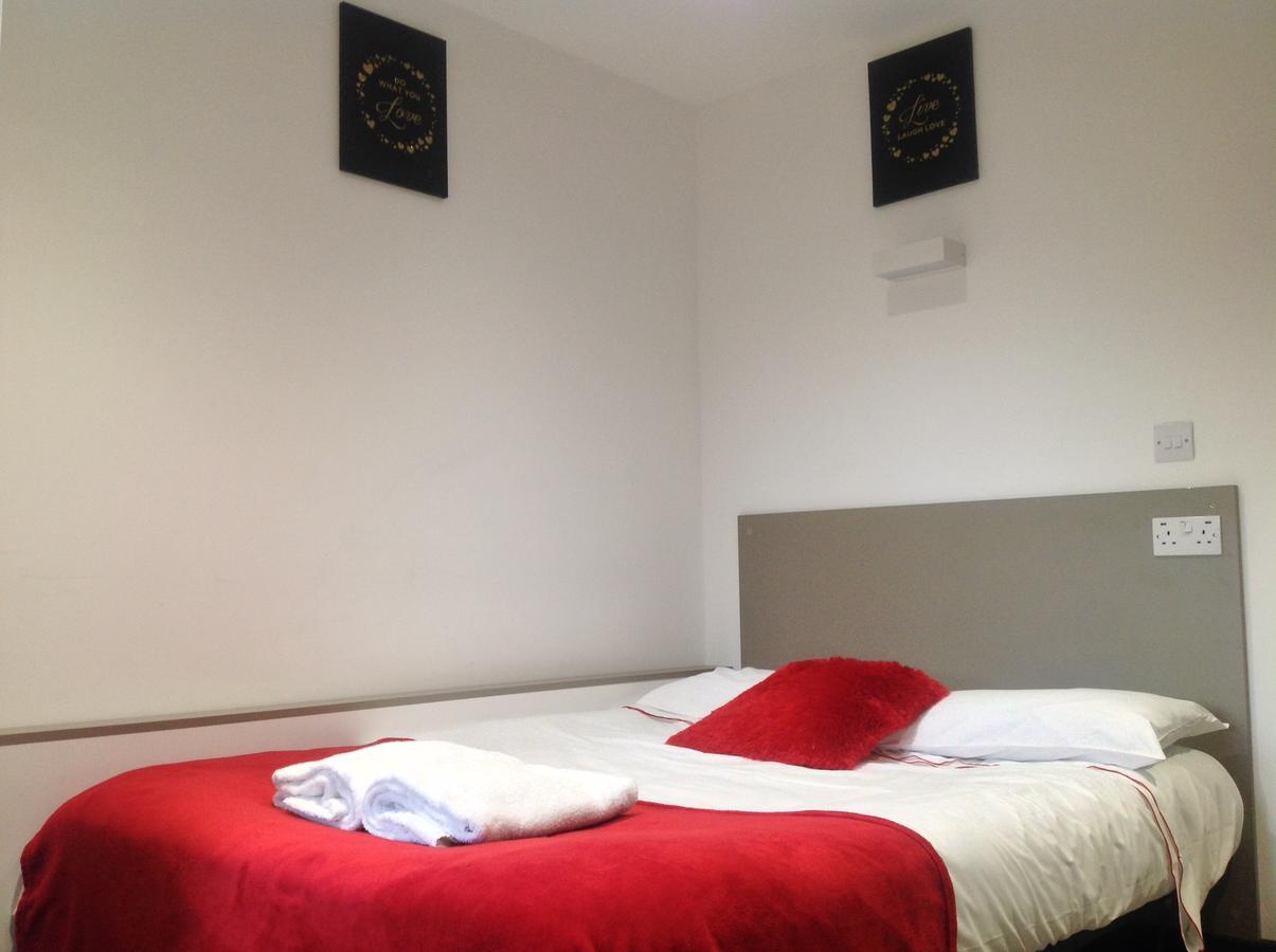 Peace Apartments - Luton Luton  Eksteriør bilde