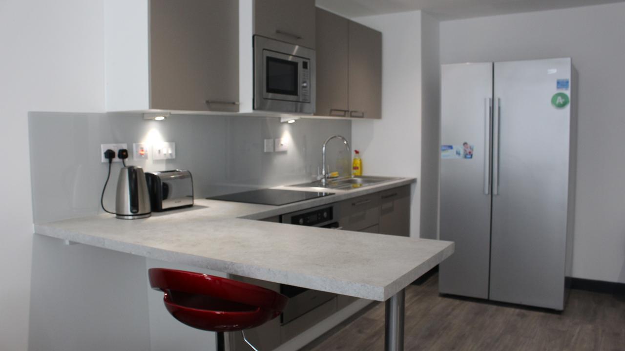 Peace Apartments - Luton Luton  Eksteriør bilde