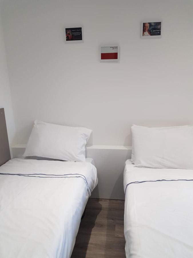 Peace Apartments - Luton Luton  Eksteriør bilde