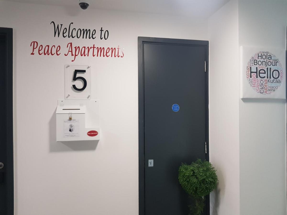 Peace Apartments - Luton Luton  Eksteriør bilde