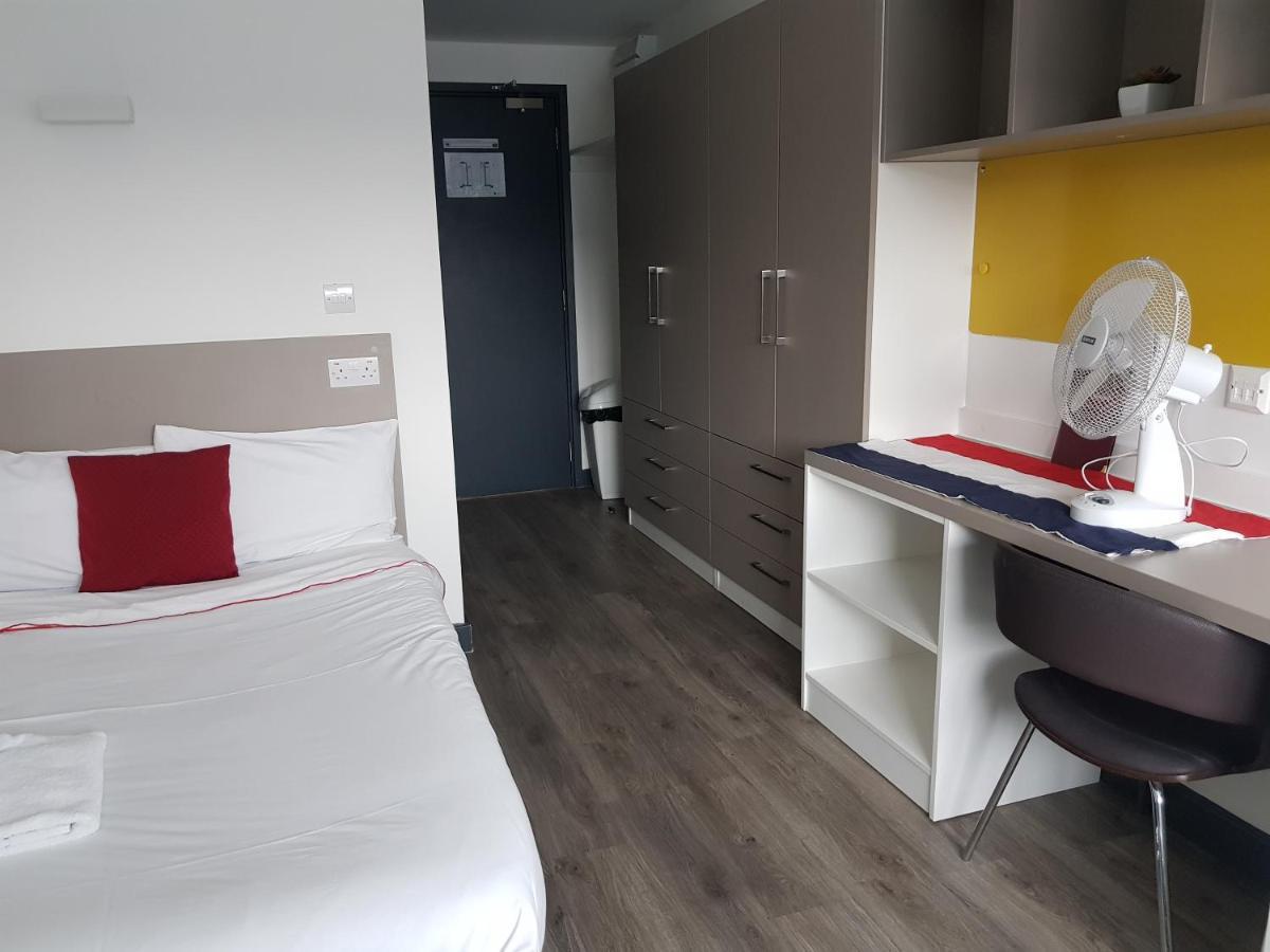 Peace Apartments - Luton Luton  Eksteriør bilde